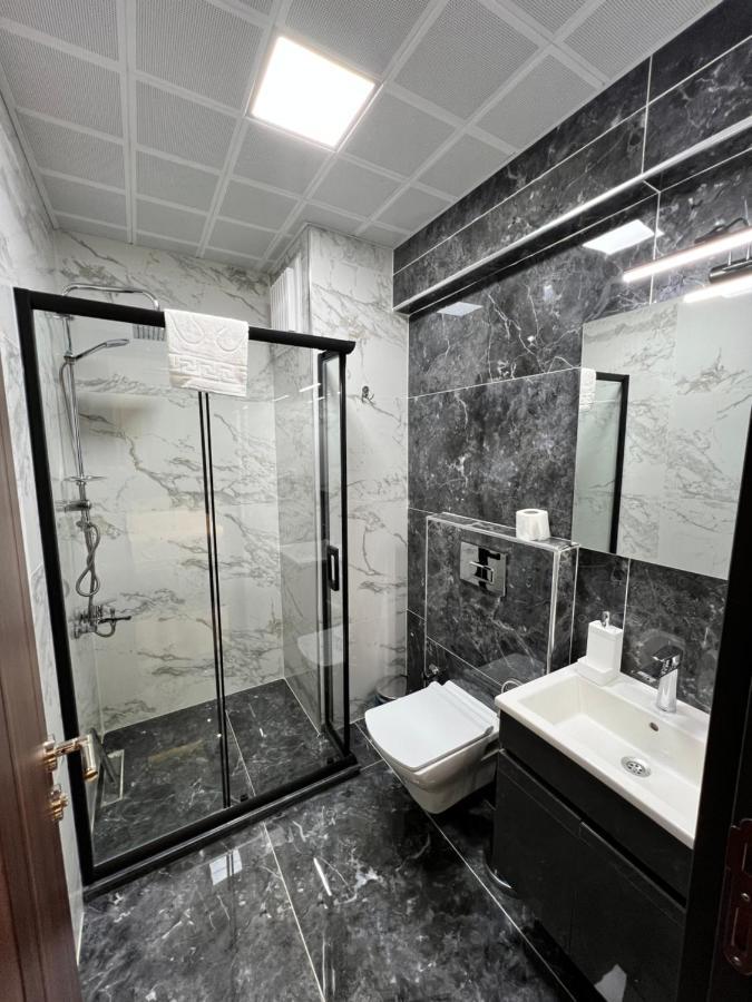 Golden Stone Hotel Истанбул Екстериор снимка
