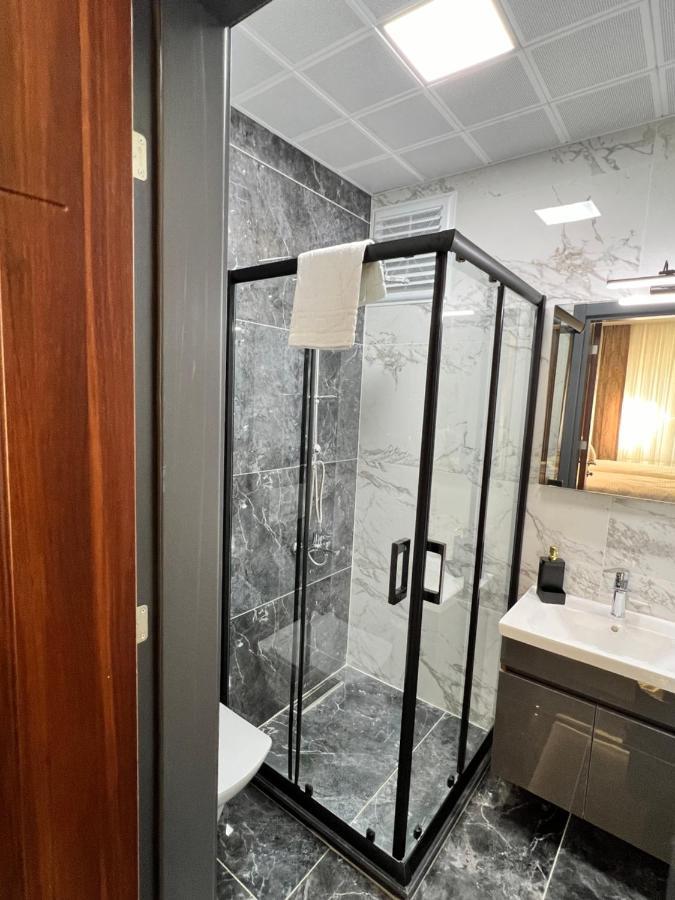 Golden Stone Hotel Истанбул Екстериор снимка